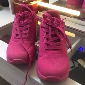 Pink shoes